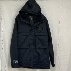 NWT Men’s Black Nike Lebron Protect Jacket size Medium